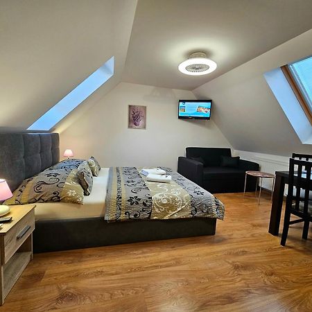 Apartmány Miluška Besenova Exterior foto