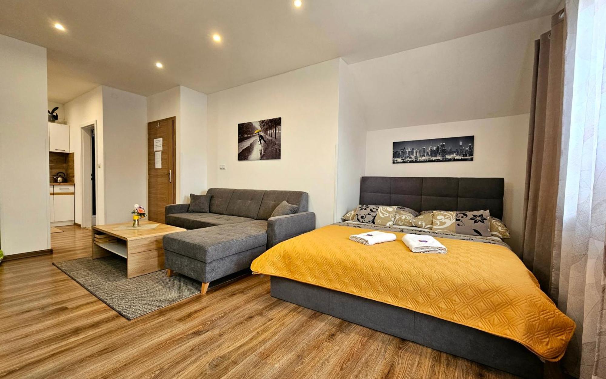 Apartmány Miluška Besenova Exterior foto